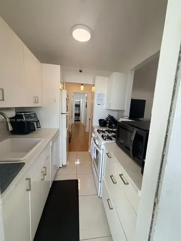 900 Euclid Avenue Miami Beach FL 33139