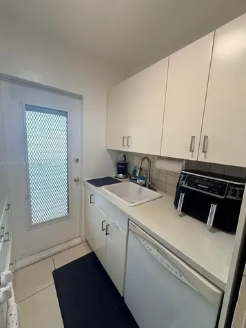 900 Euclid Avenue Miami Beach FL 33139