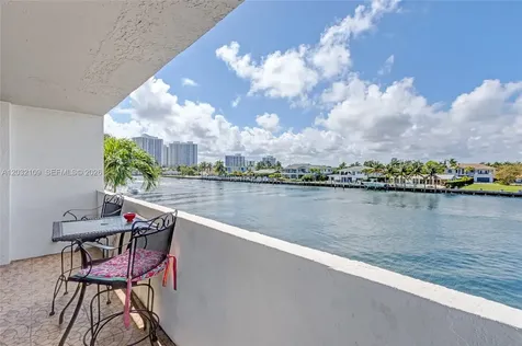 2017 S Ocean Drive Hallandale Beach FL 33009