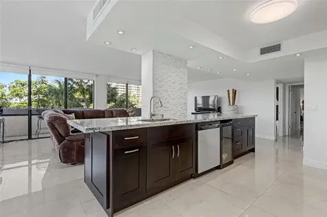 2017 S Ocean Drive Hallandale Beach FL 33009