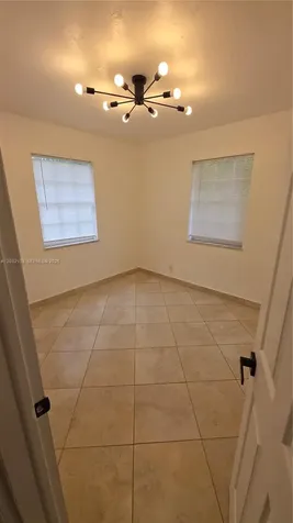 313 SW 2nd Terrace Hallandale Beach FL 33009