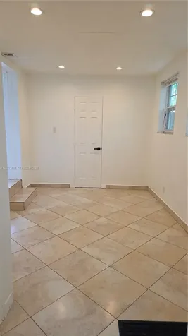 313 SW 2nd Terrace Hallandale Beach FL 33009