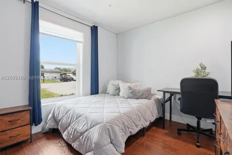 13391 SW 78th Street Miami FL 33183