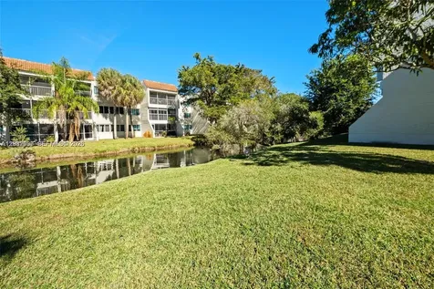 301 Racquet Club Road Weston FL 33326