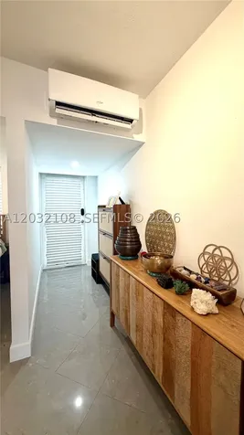 626 Meridian Avenue Miami Beach FL 33139