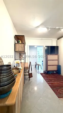 626 Meridian Avenue Miami Beach FL 33139