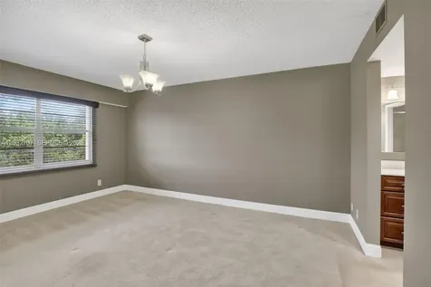 1101 SW 128th Terrace Pembroke Pines FL 33027