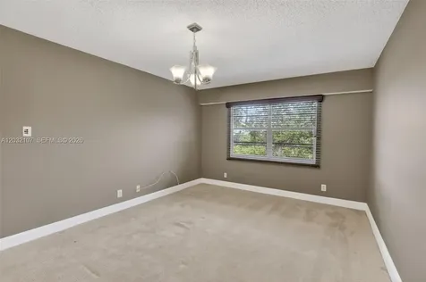 1101 SW 128th Terrace Pembroke Pines FL 33027