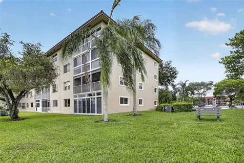 1101 SW 128th Terrace Pembroke Pines FL 33027