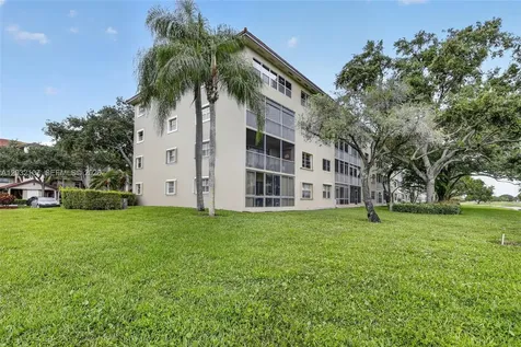 1101 SW 128th Terrace Pembroke Pines FL 33027