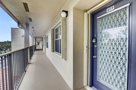 1101 SW 128th Terrace Pembroke Pines FL 33027