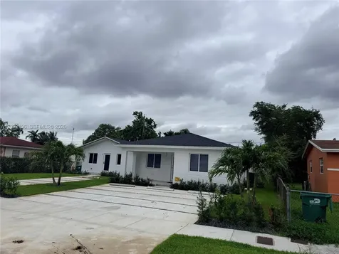 1181 NW 100th Street Miami FL 33150