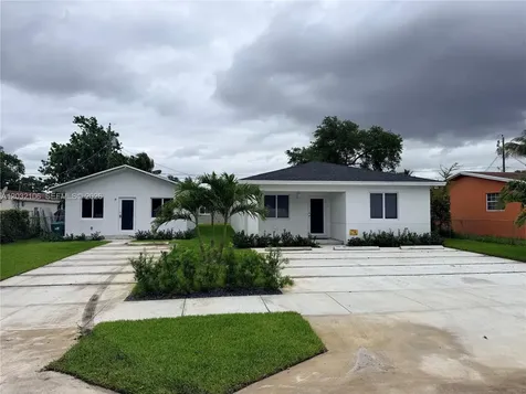 1181 NW 100th Street Miami FL 33150