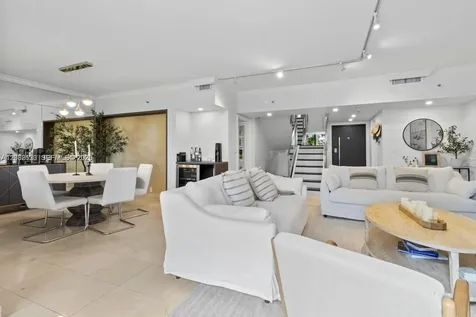 520 Brickell Key Drive Miami FL 33131