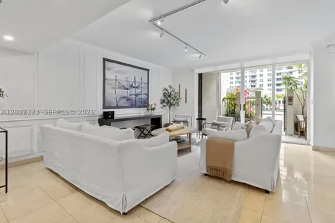 520 Brickell Key Drive Miami FL 33131