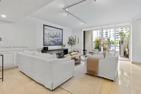 520 Brickell Key Drive Miami FL 33131