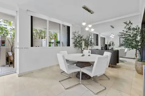 520 Brickell Key Drive Miami FL 33131