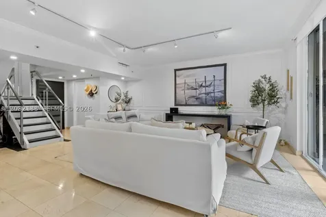 520 Brickell Key Drive Miami FL 33131