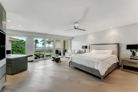 5021 NE London Walk Terrace Miami FL 33138