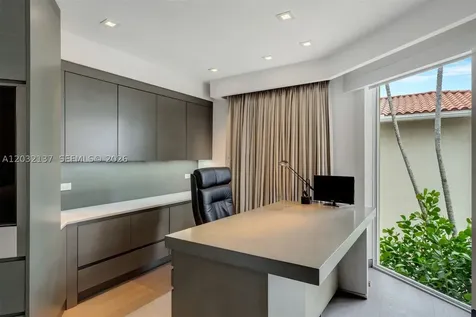 5021 NE London Walk Terrace Miami FL 33138