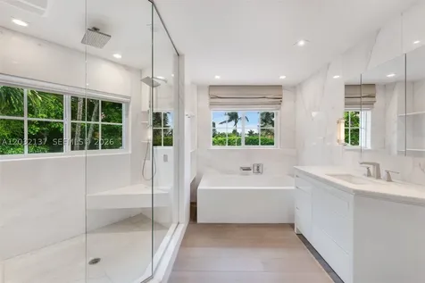 5021 NE London Walk Terrace Miami FL 33138