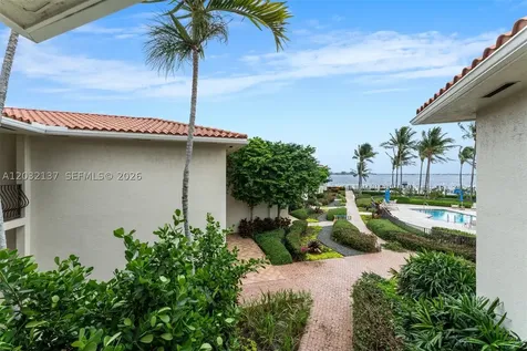 5021 NE London Walk Terrace Miami FL 33138