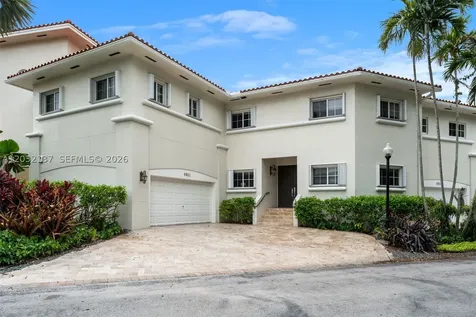 5021 NE London Walk Terrace Miami FL 33138