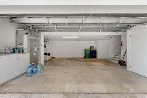 5021 NE London Walk Terrace Miami FL 33138