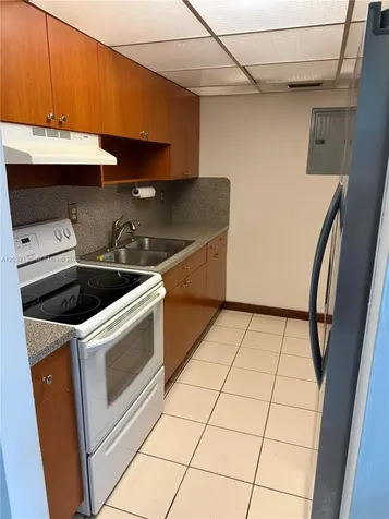 605 NW 72nd Avenue Miami FL 33126