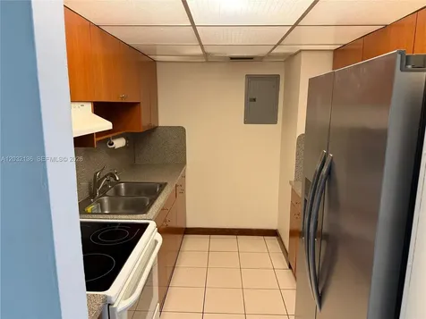 605 NW 72nd Avenue Miami FL 33126