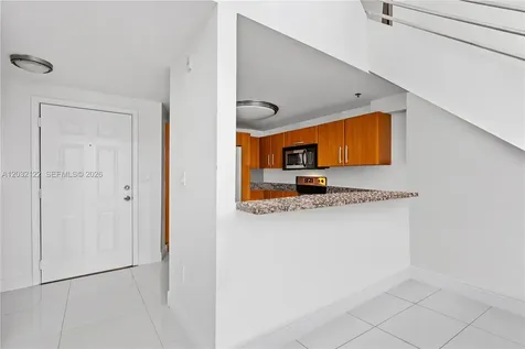 6362 Collins Avenue Miami Beach FL 33141