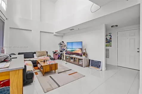 6362 Collins Avenue Miami Beach FL 33141