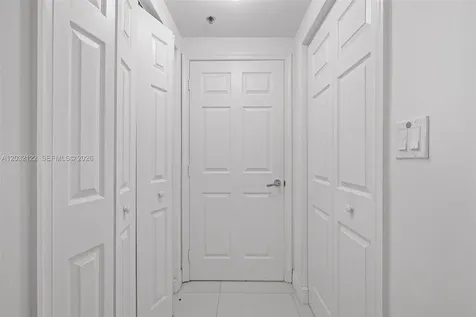 6362 Collins Avenue Miami Beach FL 33141