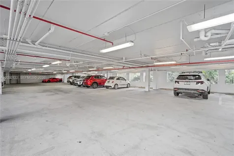 6362 Collins Avenue Miami Beach FL 33141