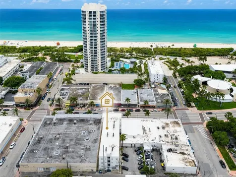 7326 Collins Avenue Miami Beach FL 33141