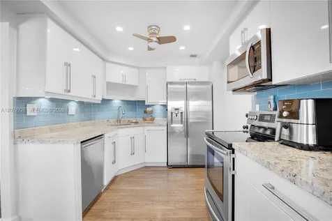 2500 E Las Olas Boulevard Fort Lauderdale FL 33301