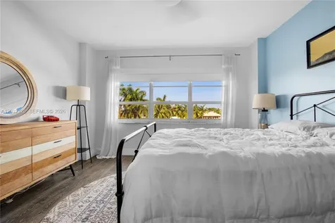 2500 E Las Olas Boulevard Fort Lauderdale FL 33301