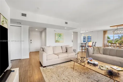 2500 E Las Olas Boulevard Fort Lauderdale FL 33301
