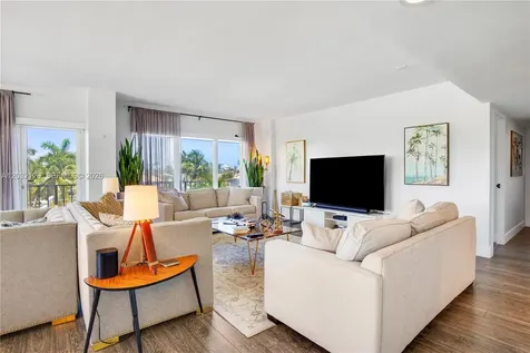 2500 E Las Olas Boulevard Fort Lauderdale FL 33301