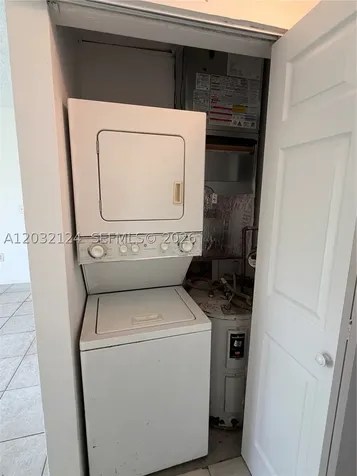1701 NW 96th Terrace Pembroke Pines FL 33024