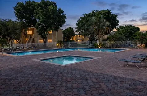 1701 NW 96th Terrace Pembroke Pines FL 33024