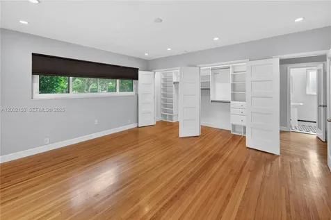 10025 NE 3rd Avenue Miami Shores FL 33138