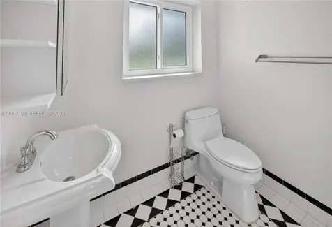 10025 NE 3rd Avenue Miami Shores FL 33138
