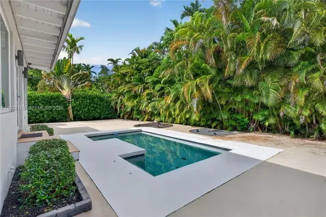 10025 NE 3rd Avenue Miami Shores FL 33138