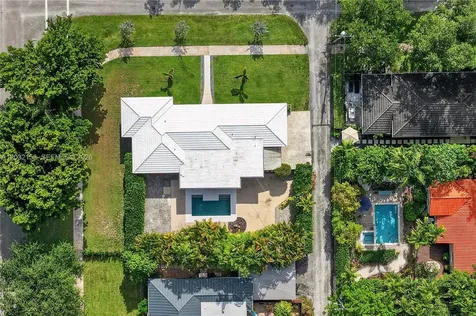 10025 NE 3rd Avenue Miami Shores FL 33138