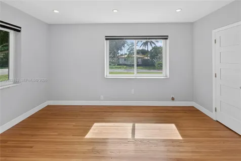 10025 NE 3rd Avenue Miami Shores FL 33138