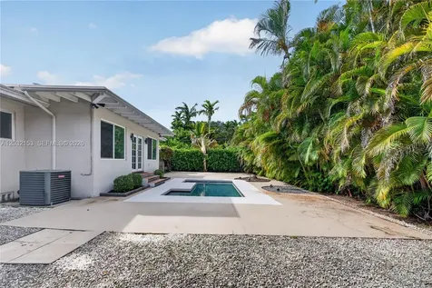 10025 NE 3rd Avenue Miami Shores FL 33138
