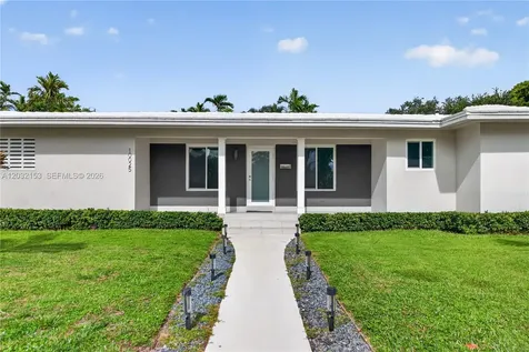 10025 NE 3rd Avenue Miami Shores FL 33138