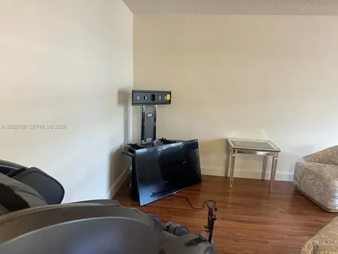 160 NE 8th Avenue Hallandale Beach FL 33009