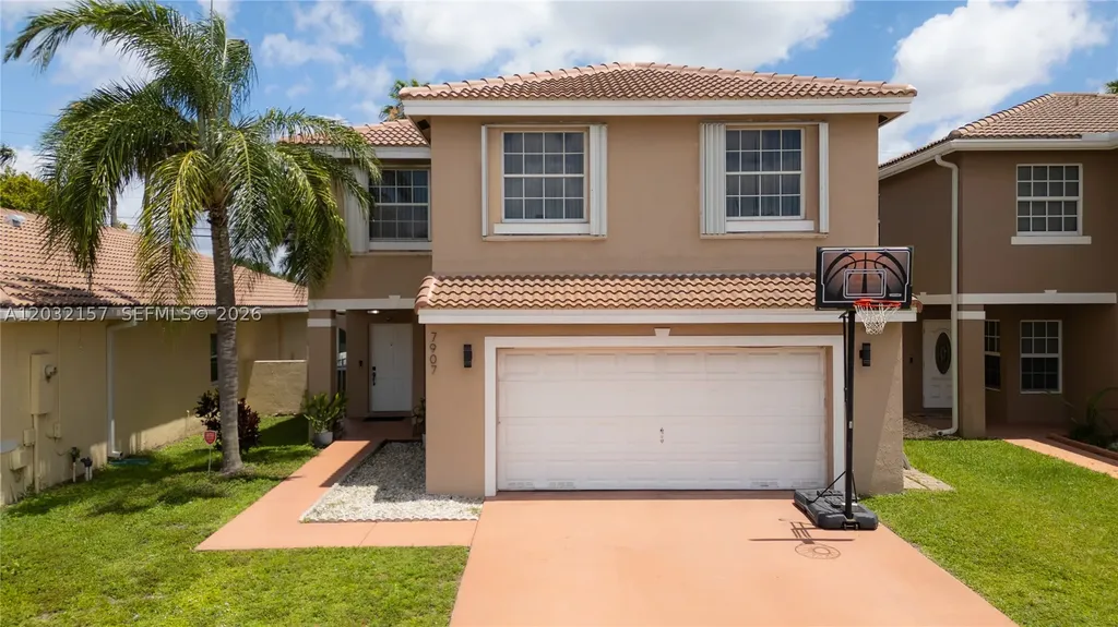 7907 N Silverado Circle Davie FL 33024